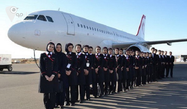 دوره مهمانداری هواپیما در مراکز آموزش مهمانداری هواپیما در شیراز زیر نظر دانشگاه شیراز برگزار می شود.