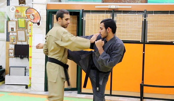  آموزش دفاع شخصی شیراز